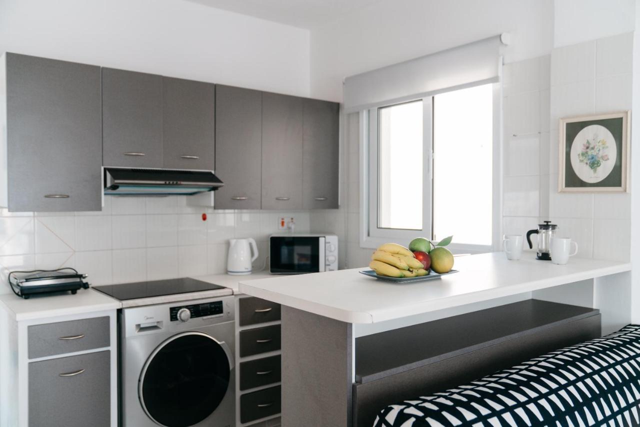 Seasunlove Apt. Apartment Larnaca Ngoại thất bức ảnh