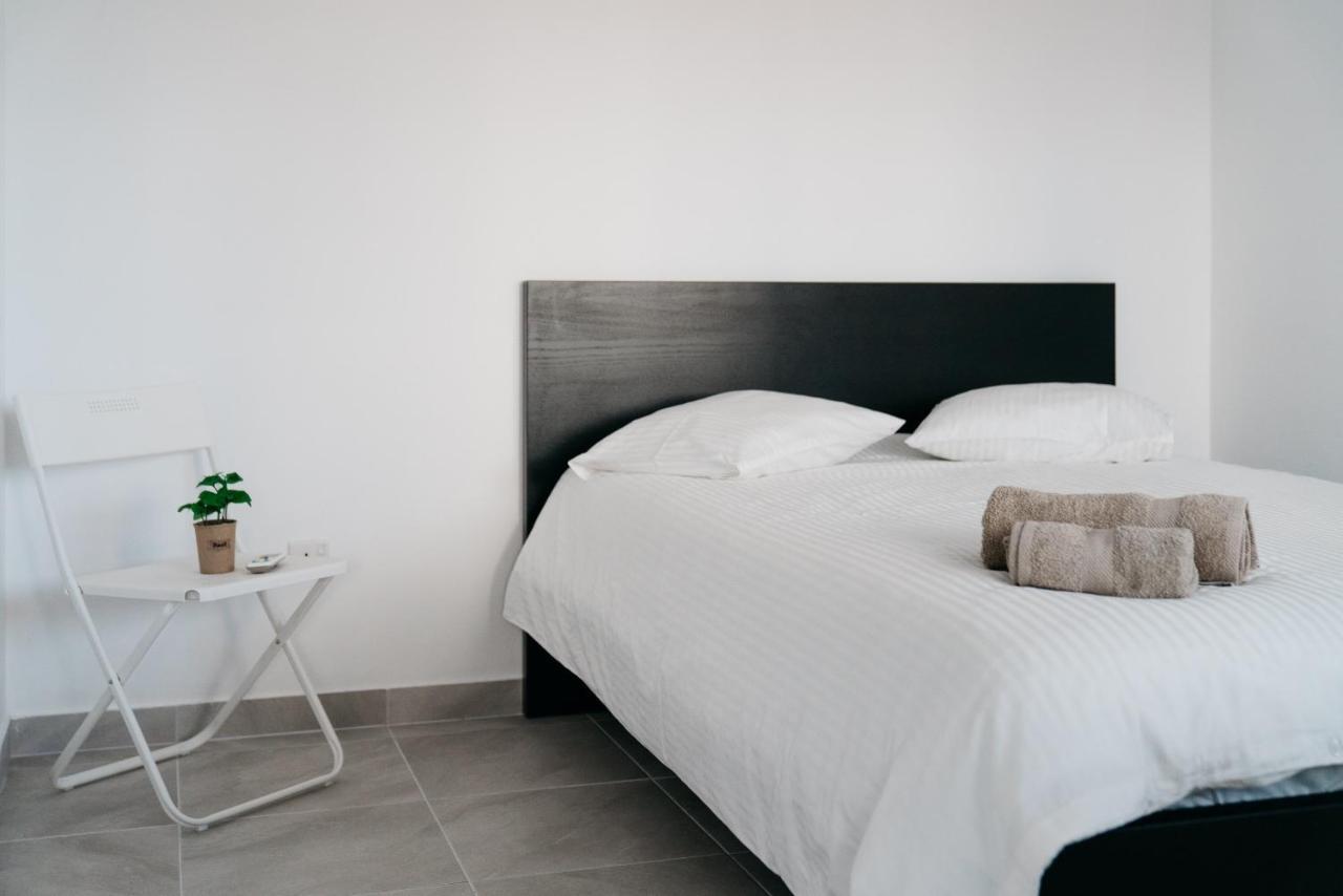 Seasunlove Apt. Apartment Larnaca Ngoại thất bức ảnh