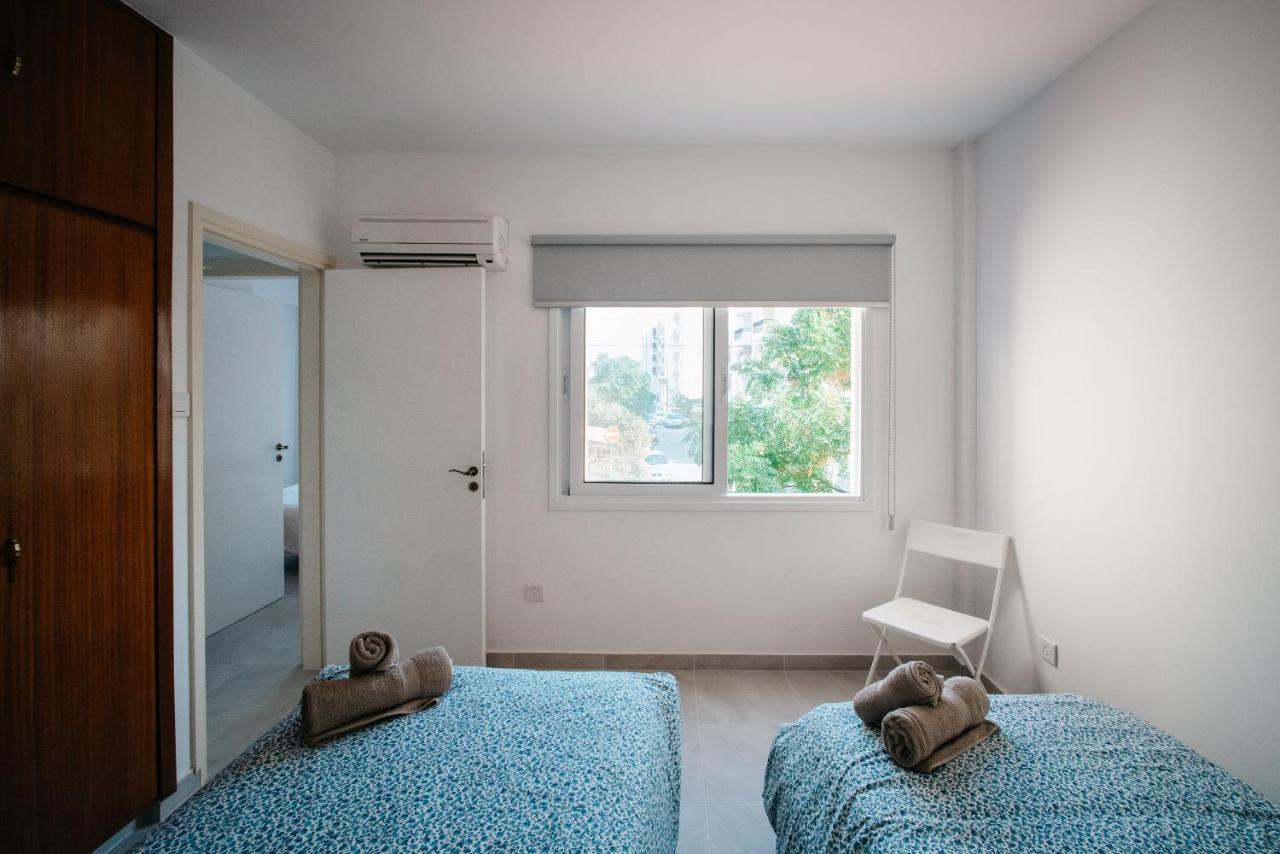 Seasunlove Apt. Apartment Larnaca Ngoại thất bức ảnh